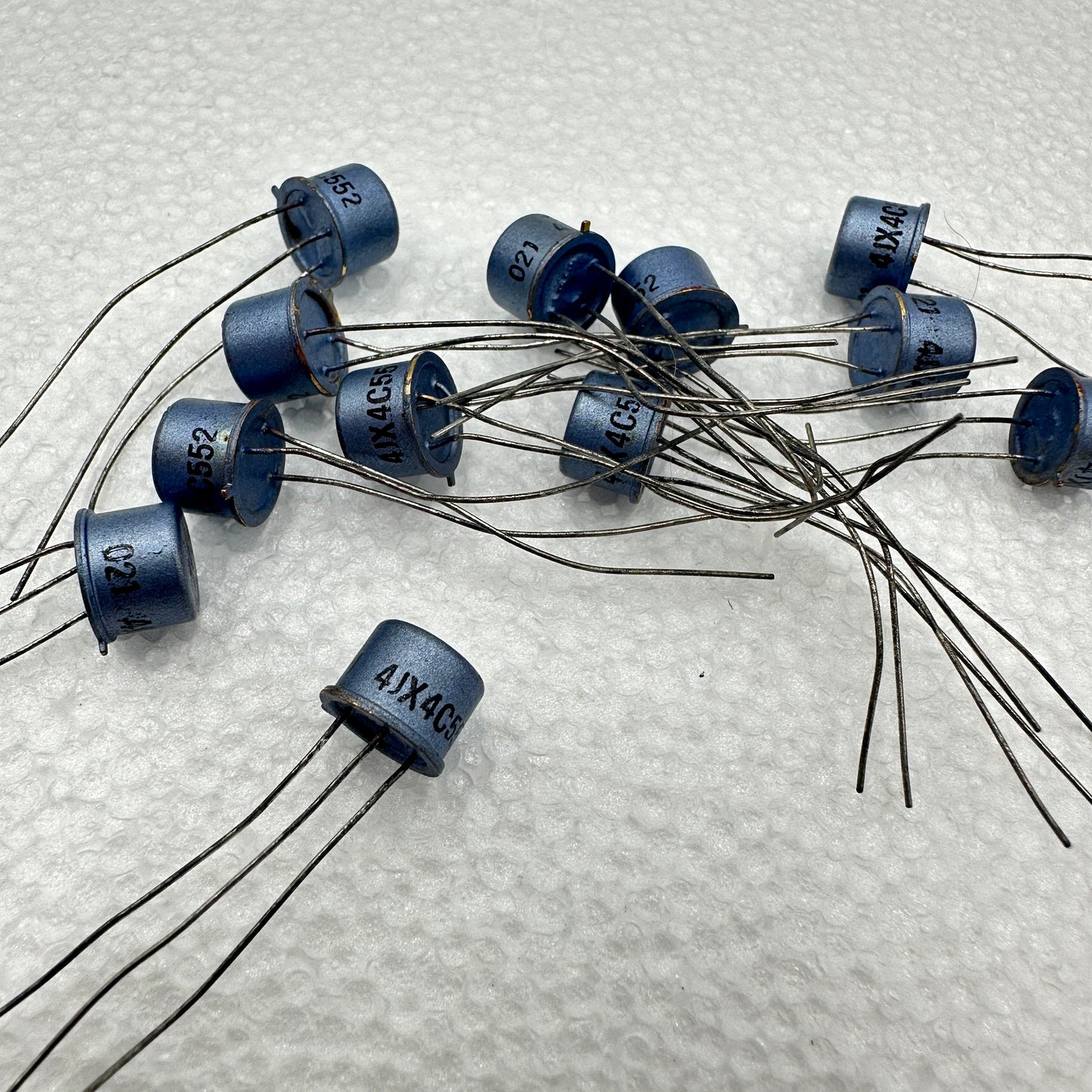 4JX-4C552 Blue NPN Silicon Transistor NOS - Rare & Reclaimed