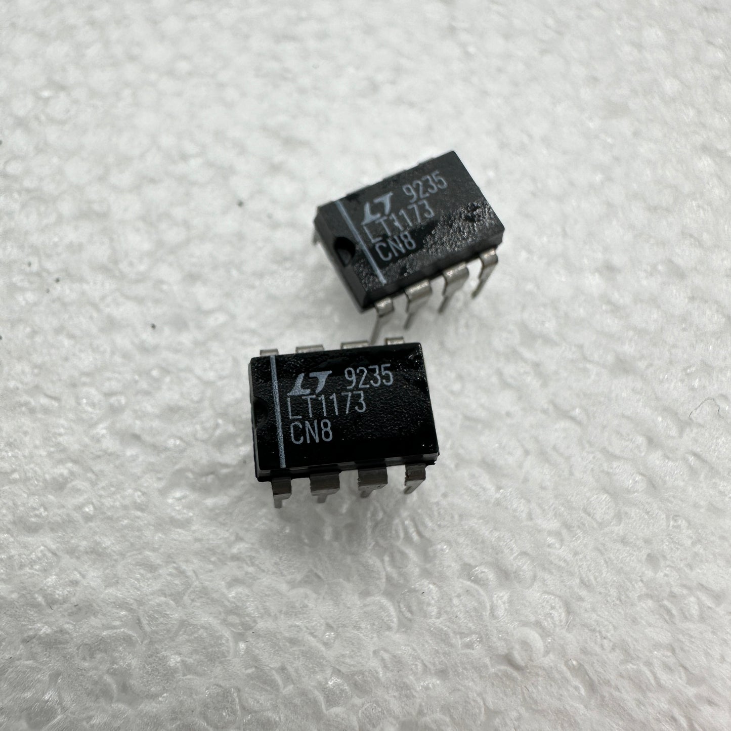 LT1173-CN8 Op-Amp DIP-8 - Rare & Reclaimed
