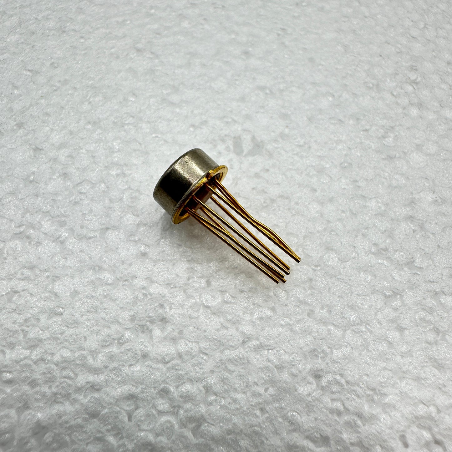 LM106L TO-99 Metal Can Gold Leads Military Spec Voltage Comparator TI LM 106L