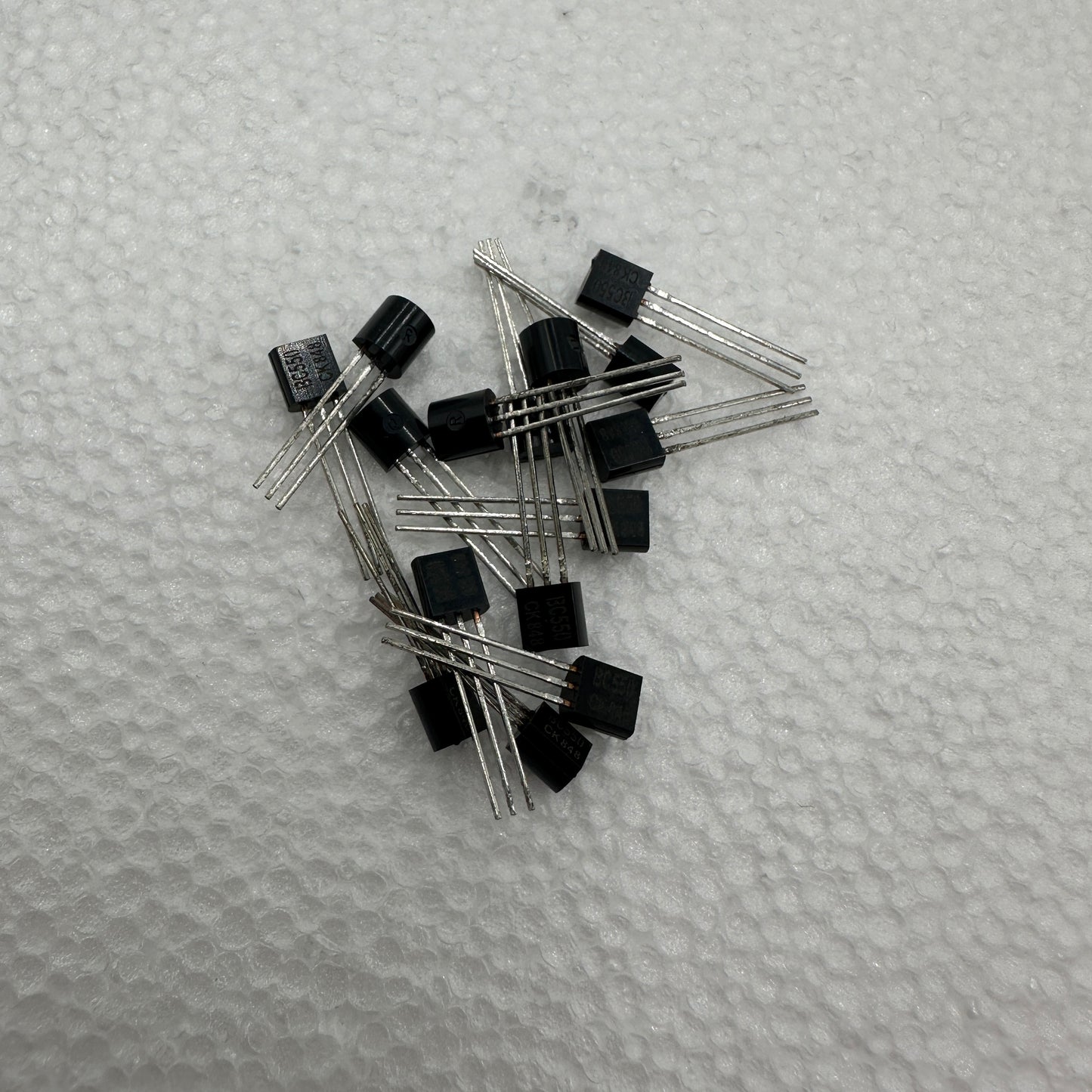 5 PACK BC550C KEC High Gain NPN Fuzz Silicon Transistor