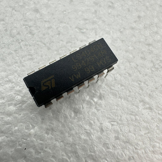 LS404CN ST Micro Op-Amp Quad Hi-Performance DIP-14