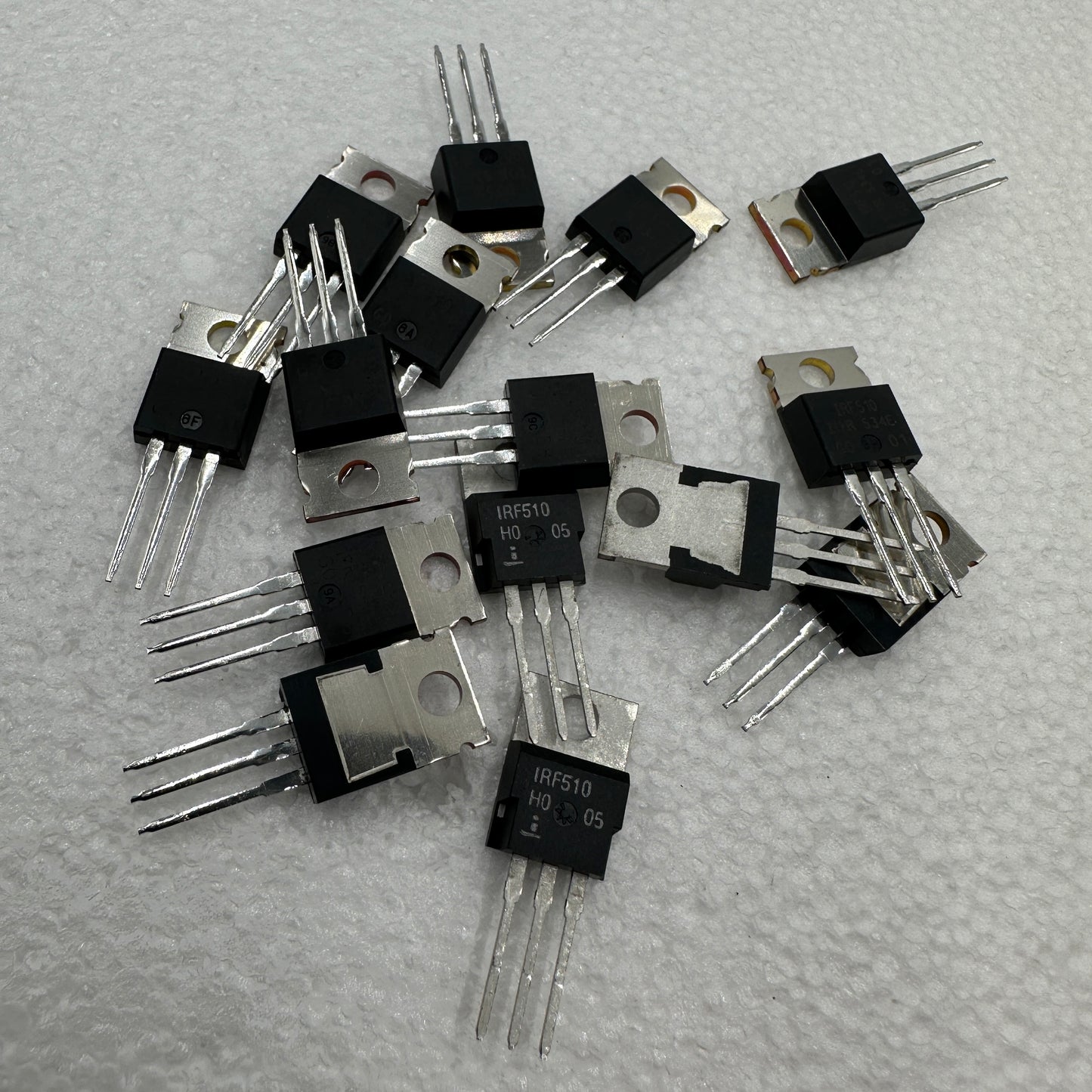 IRF510 N-Channel MOSFET IR and Intersil