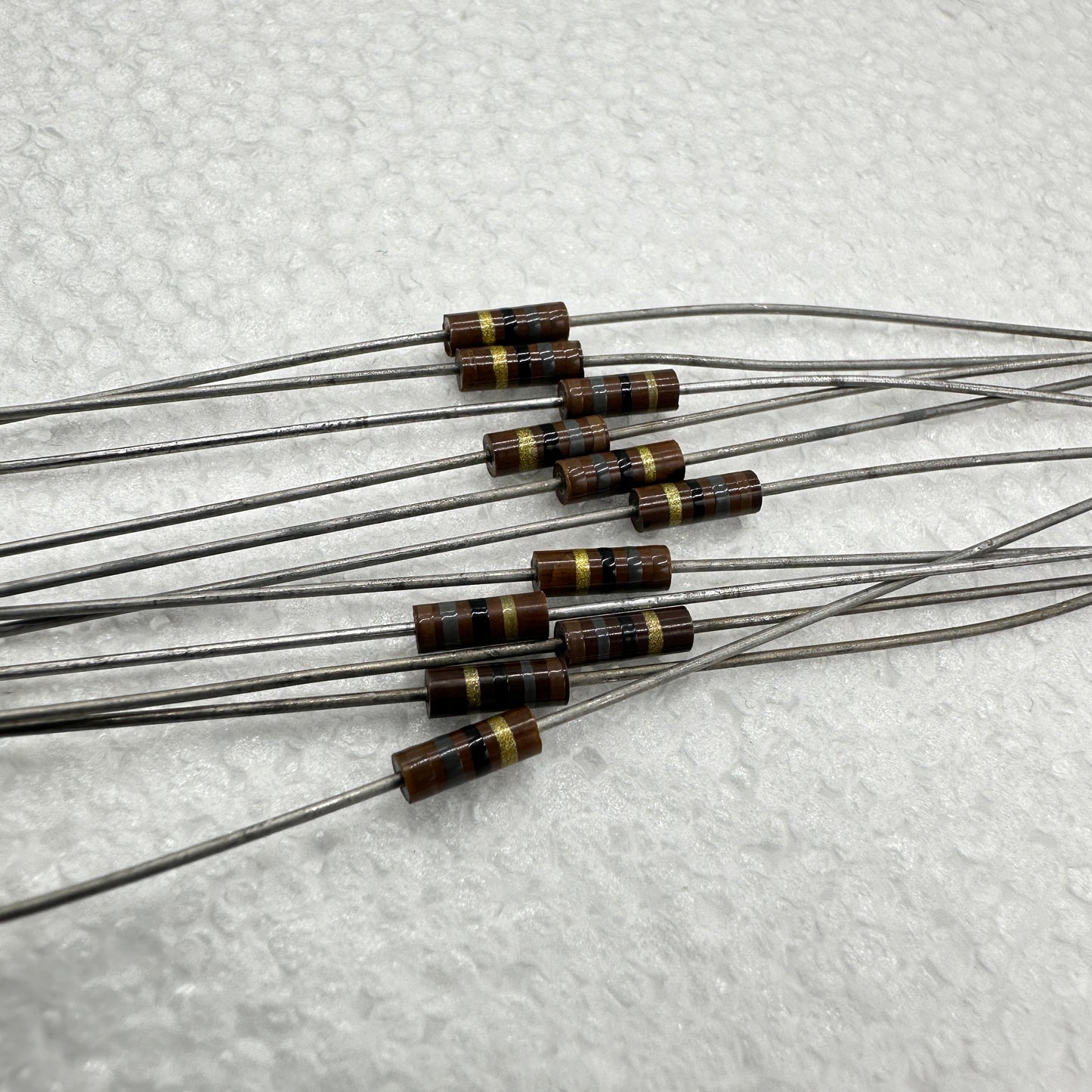 Allen Bradley RC07 - MULTIPLE VALUES: 2.7R-100K 1/4w Carbon Comp Resistors
