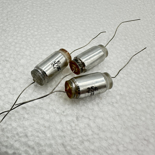 25000pf 25nf Axial Polystyrene Capacitor 100V 3% .025uf