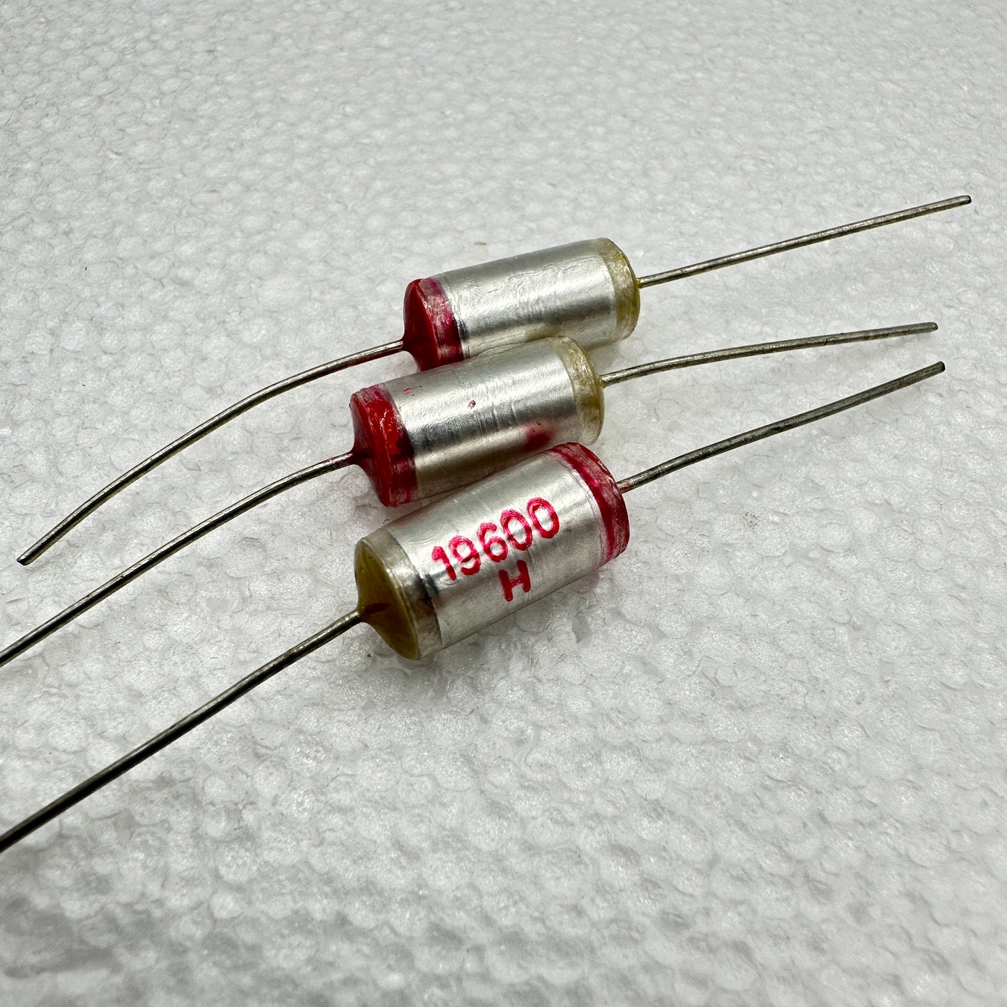19600pf 19nf Axial Polystyrene Capacitor 160V 3% 19.6nf 19n6 .02uf