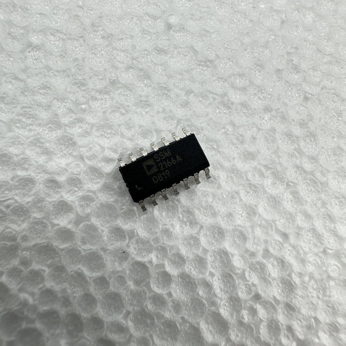 SSM2166A Compressor/Limiter on a Chip AD Analog Devices SMD SSM 2166A