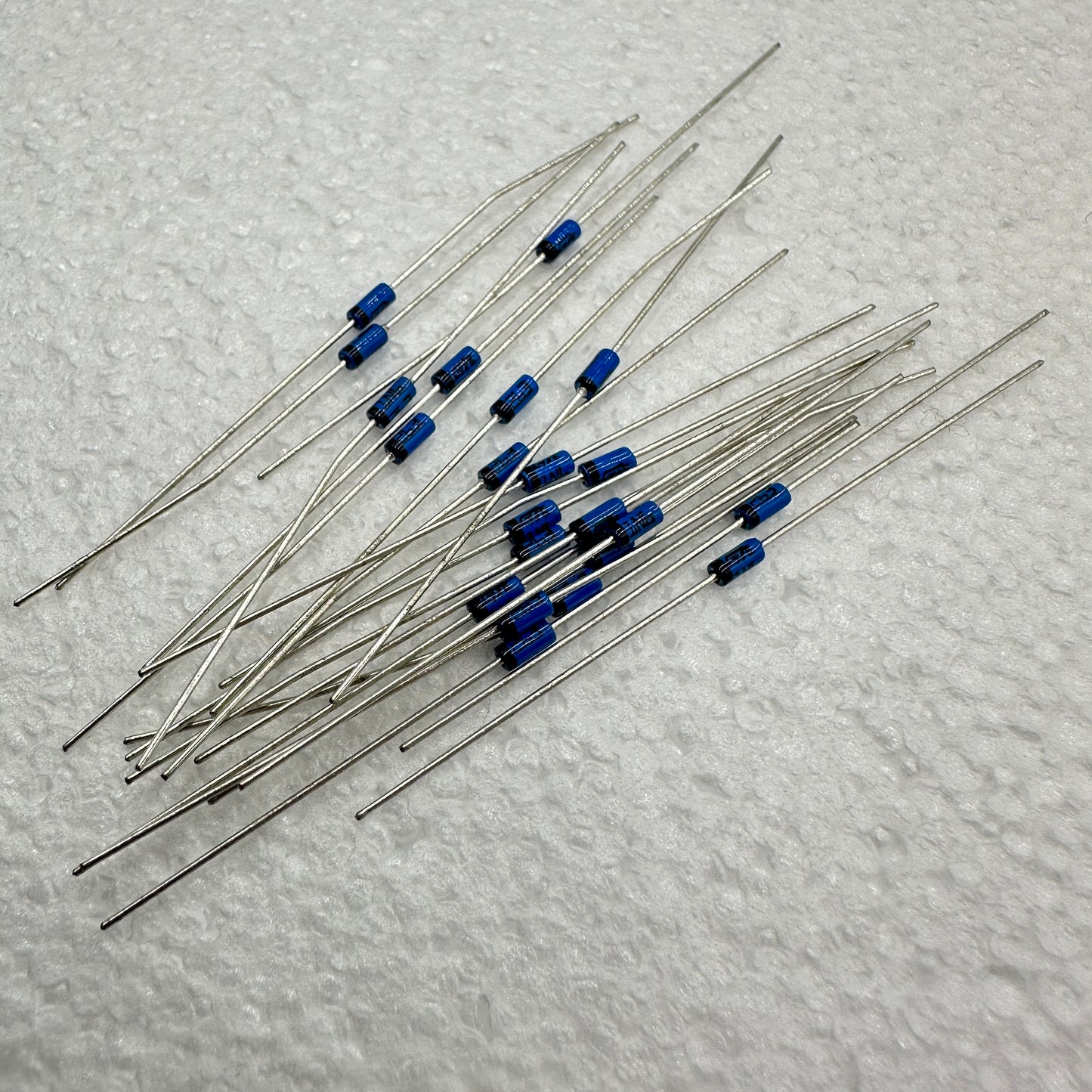 10 PACK 1N6263 Silicon Schottky Barrier Diode ST Original Clipping