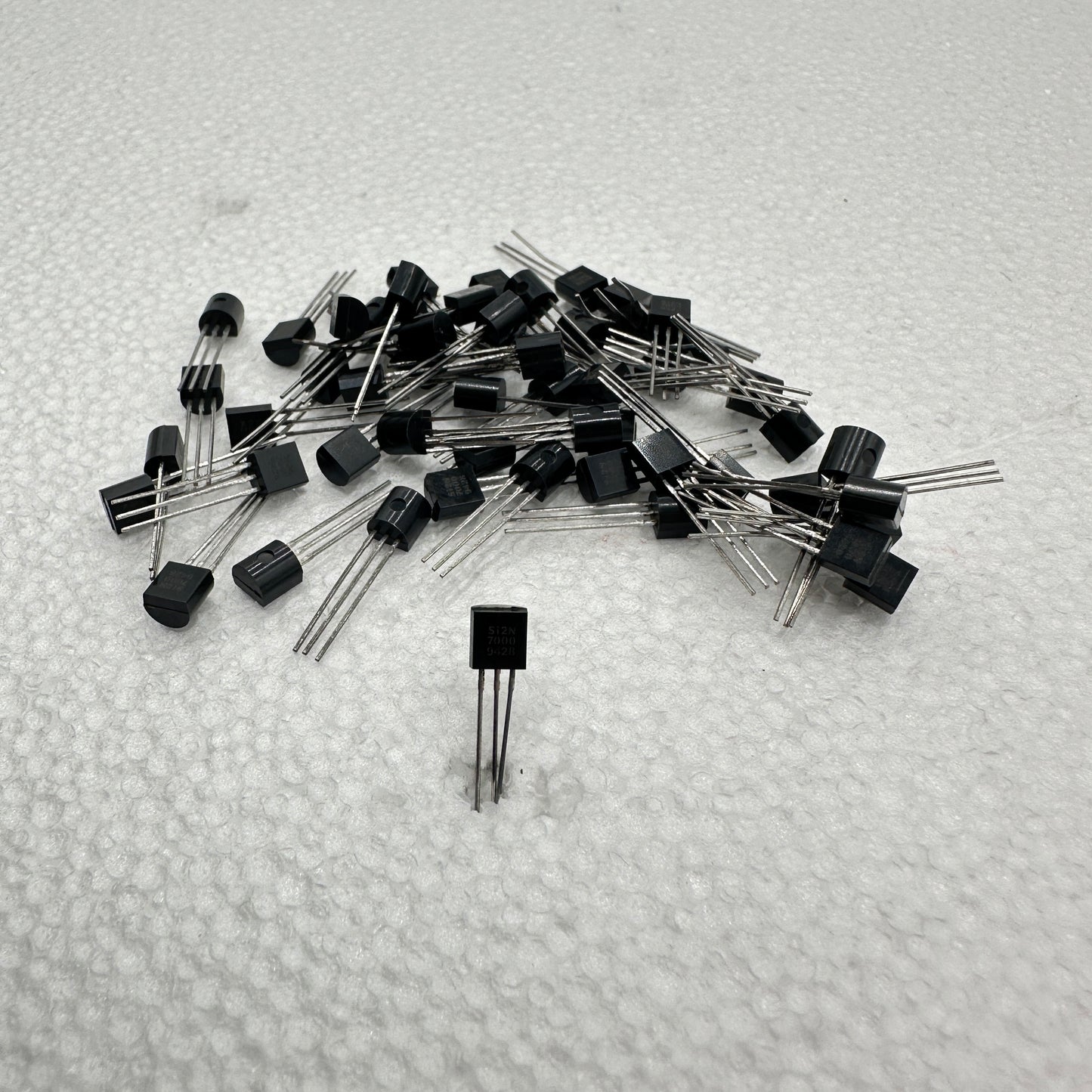 5 PACK 2N7000 N-Channel MOSFET